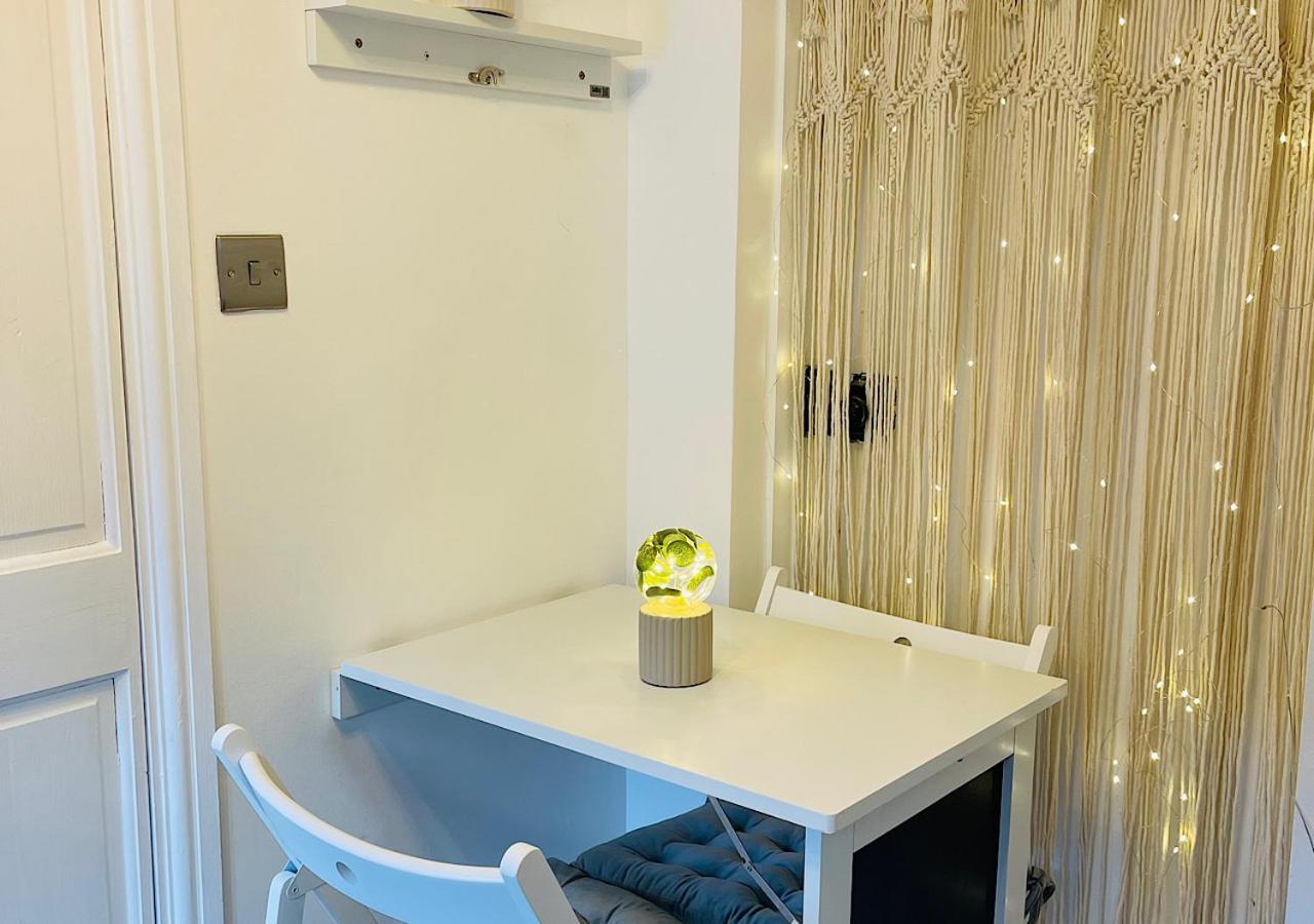 Zen Garden Hideaway. Close To Harry Potter&Trains. واتفورد المظهر الخارجي الصورة
